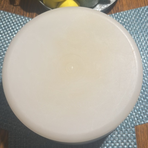 Vintage Tupperware Large Cake Carrier - Picture 2 of 7